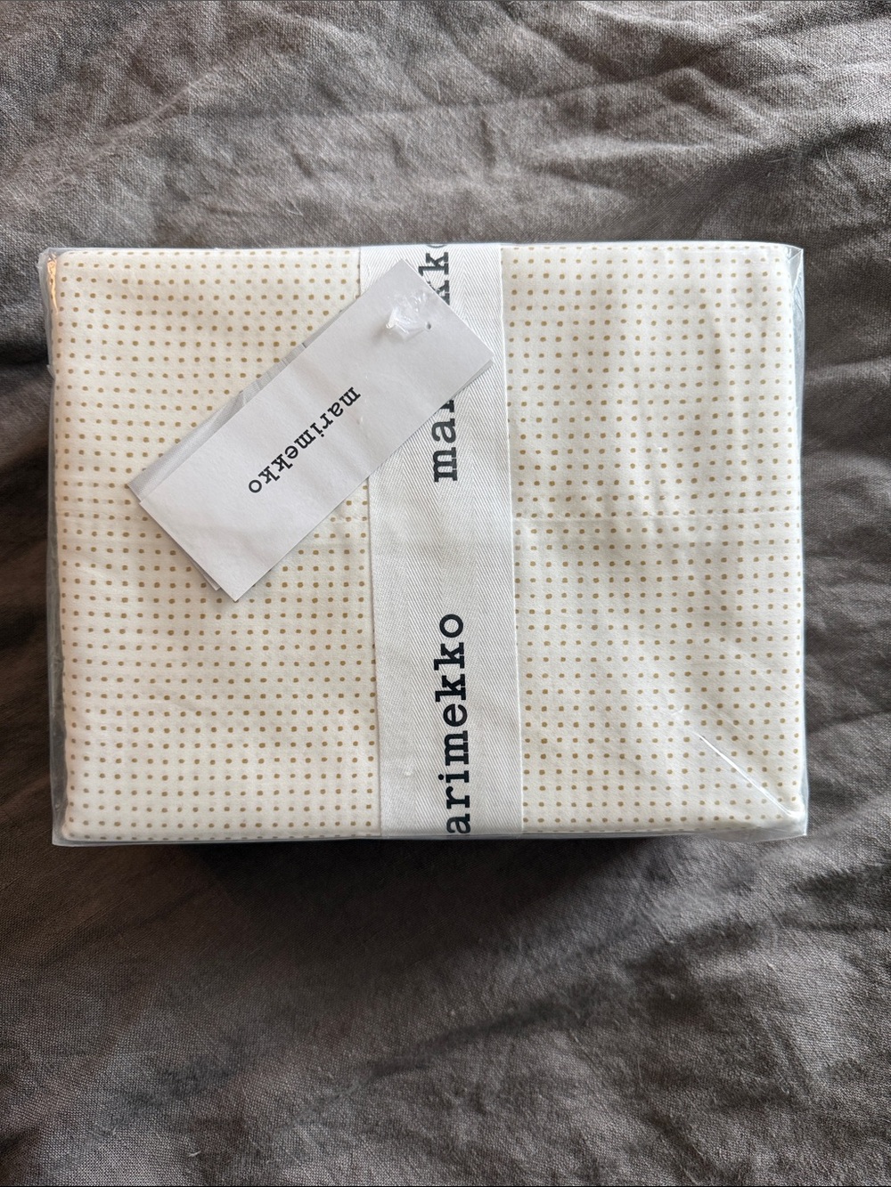 Marimekko Muru Beige Dots Queen Sheet Set